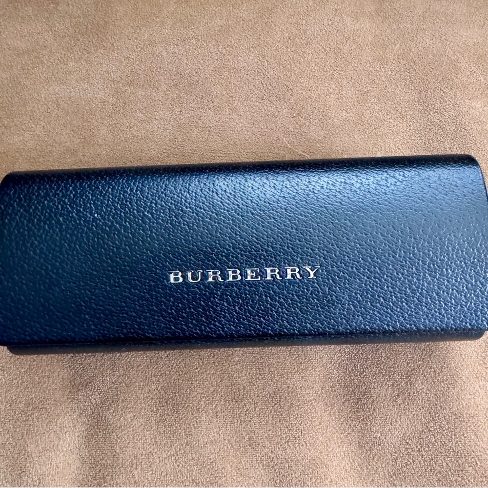 Burberry Tortoise Shell Sunglasses - Picture 8 of 8